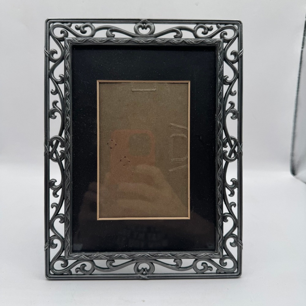 Picture Frame Unisex 3.5 x 5 Silver Pewter Tone Ornate Scroll Heart Metal